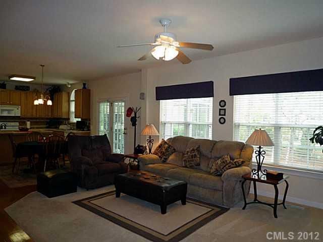 165 Poplar Woods Dr, Concord, NC 28027