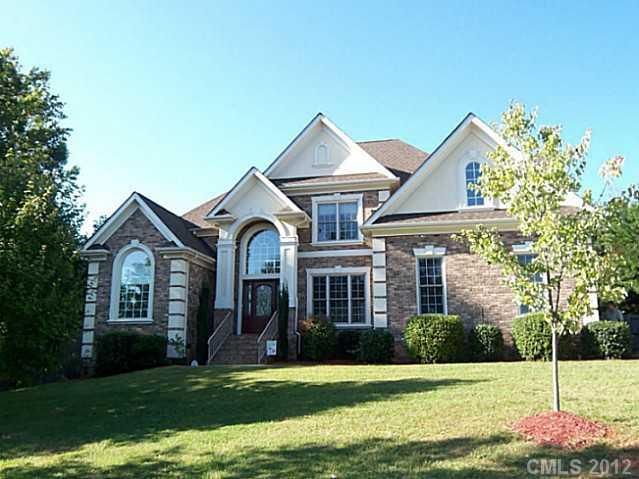 8203 Landing Ct, Denver, NC 28037