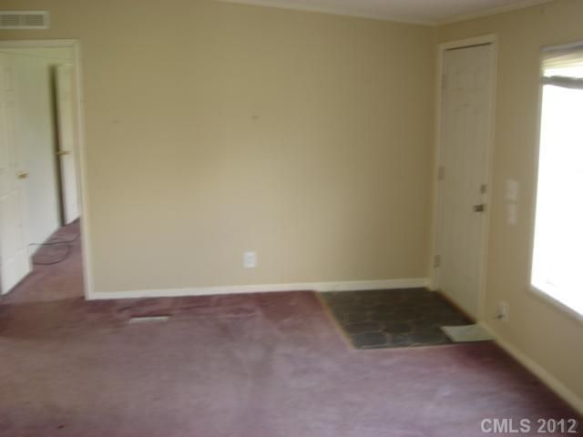 3243 Laboratory Rd, Lincolnton, NC 28092