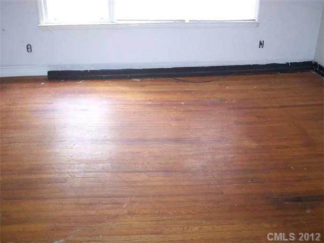1107 Groves St, Kings Mountain, NC 28086