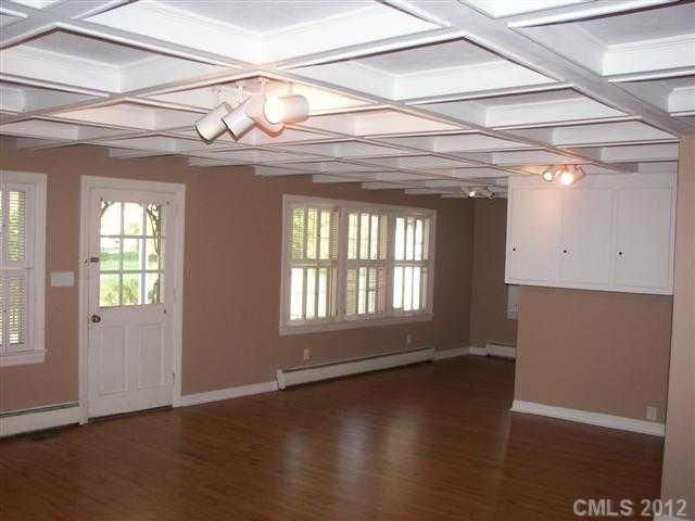213 Kings Mountain St, Clover, SC 29710