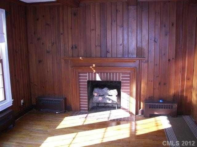 213 Kings Mountain St, Clover, SC 29710