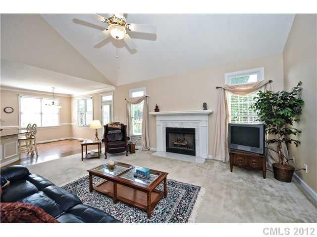 1100 Foxfield Rd, Waxhaw, NC 28173