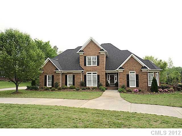10266 Hastings Pl, Harrisburg, NC 28075