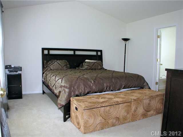 2886 Deep Cove Dr, Concord, NC 28027