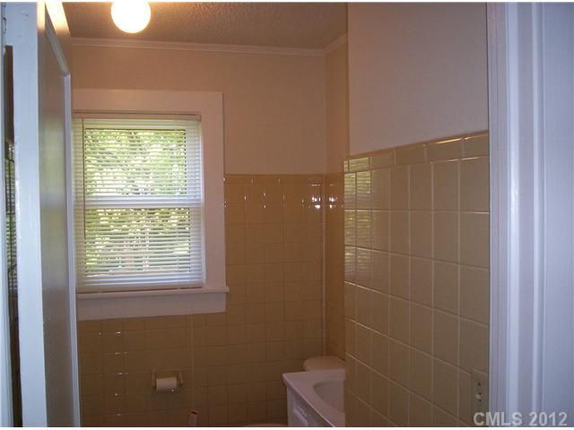 511 Dodge St, Kannapolis, NC 28083