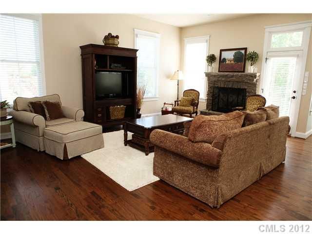 197 Mills Ln, Fort Mill, SC 29708
