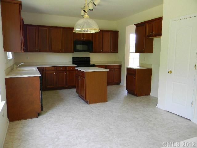 1029 Brook Valley Rn, Monroe, NC 28110