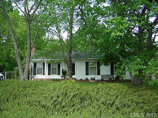 4608 Fieldbrook Dr, Kannapolis, NC 28081