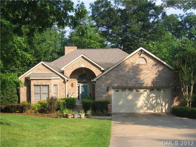 1393 Langdon Rd, Sherrills Ford, NC 28673