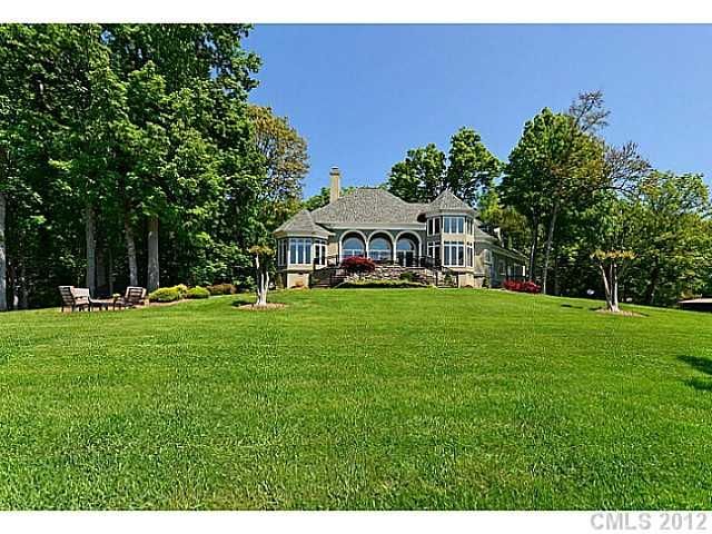 2161 Windy Oaks Dr, Fort Mill, SC 29708