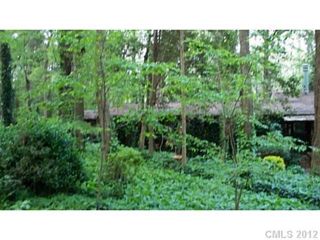 218 Dutchman Dr, Mount Holly, NC 28120