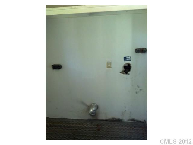 3924 Glenstar Ter Dr, Charlotte, NC 28205