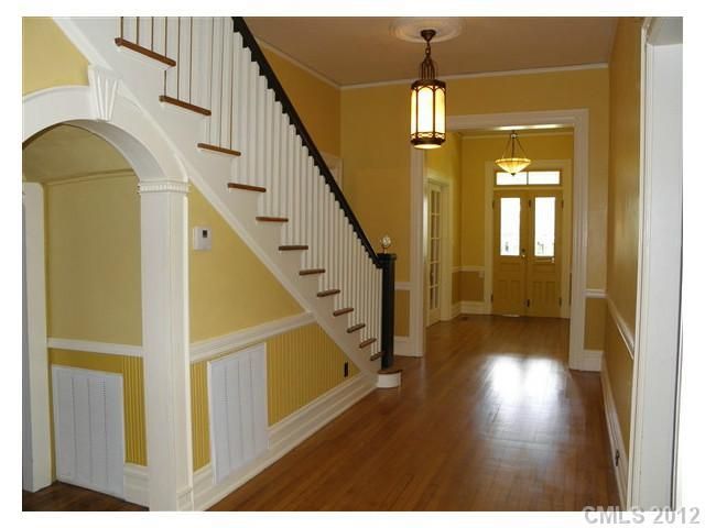 623 E Pine St, Lincolnton, NC 28092