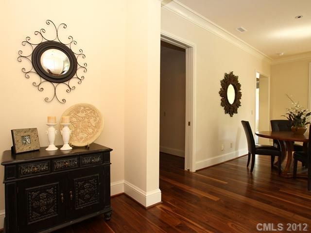 184 Cherokee Rd #F, Charlotte, NC 28207