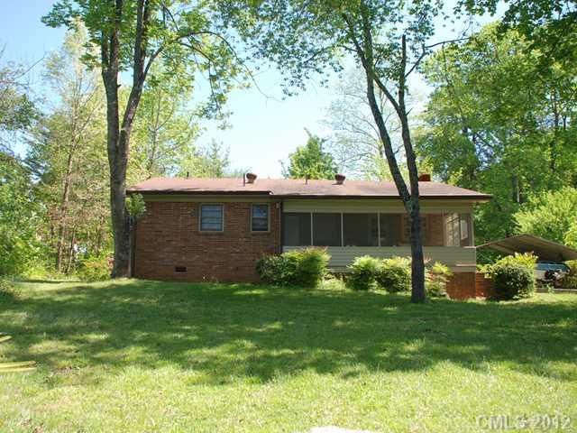 7084 Rolling Hills Dr, Sherrills Ford, NC 28673