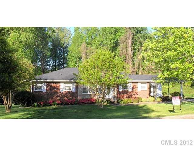 503 Pine Grove Ave, Cherryville, NC 28021