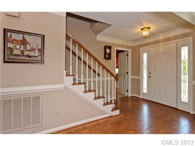 2900 Planters Walk Ct, Charlotte, NC 28210