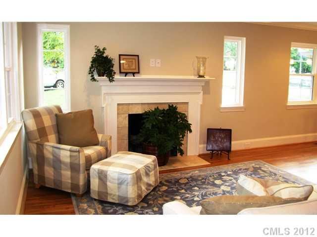 1201 Belrose Ln, Charlotte, NC 28209