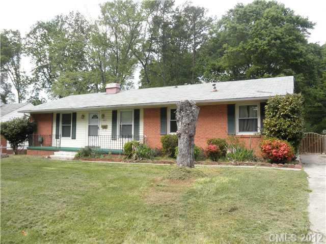3425 Shamrock Dr, Charlotte, NC 28215