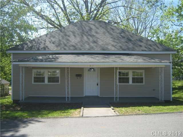 87 5th St, Cramerton, NC 28032