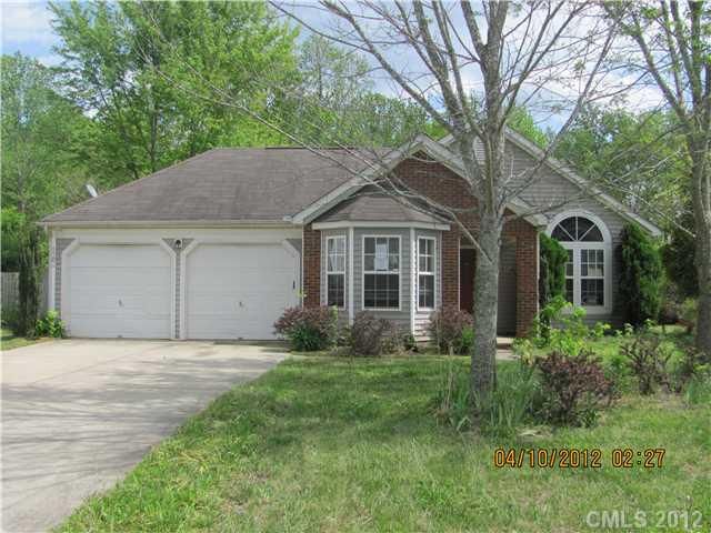 9204 Tiger Lily Ln, Charlotte, NC 28215