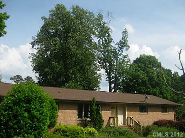 2617 Moores Park Dr, Charlotte, NC 28214