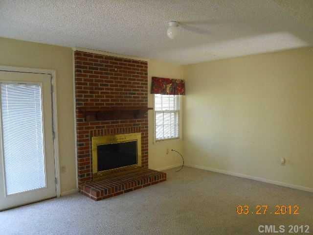 7801 Elm Tree Ln, Charlotte, NC 28227