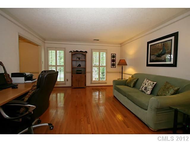 7210 Glen Brook Ln, Charlotte, NC 28269