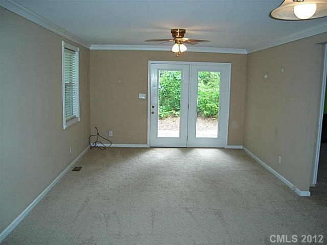 275 Frontier Rd, Clover, SC 29710