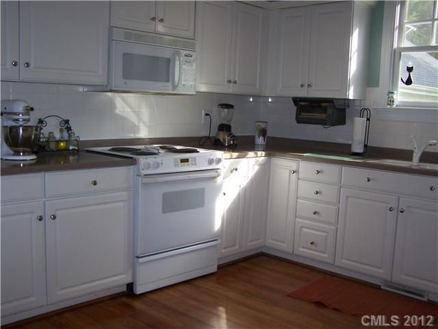 112 Morrison Hill Rd, Davidson, NC 28036