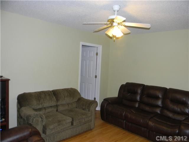 104 Cemetary Dr, Monroe, NC 28112