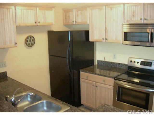 931 Southwest Dr #-, Davidson, NC 28036