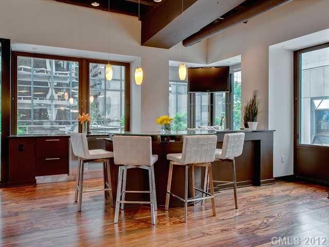 139 S Tryon St #3B, Charlotte, NC 28202