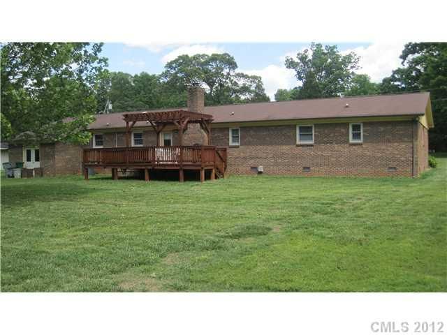 7425 Michael Dr, Charlotte, NC 28215