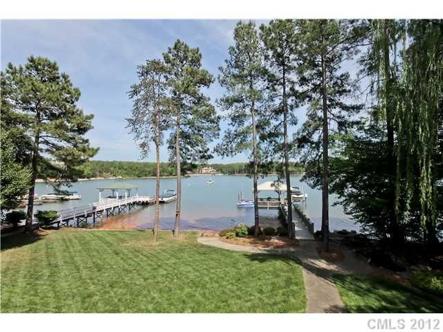 119 Stormy Pointe, Mooresville, NC 28117