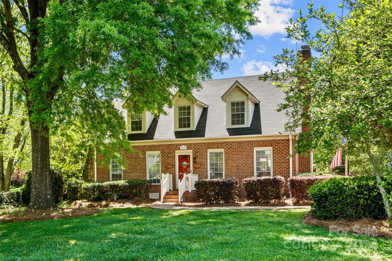 13650 Idlewild Rd, Matthews, NC 28105