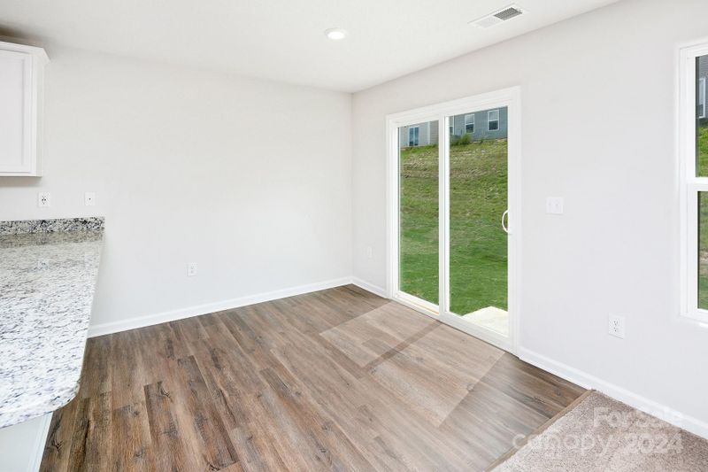 6120 Lowe Ln, Charlotte, NC 28214
