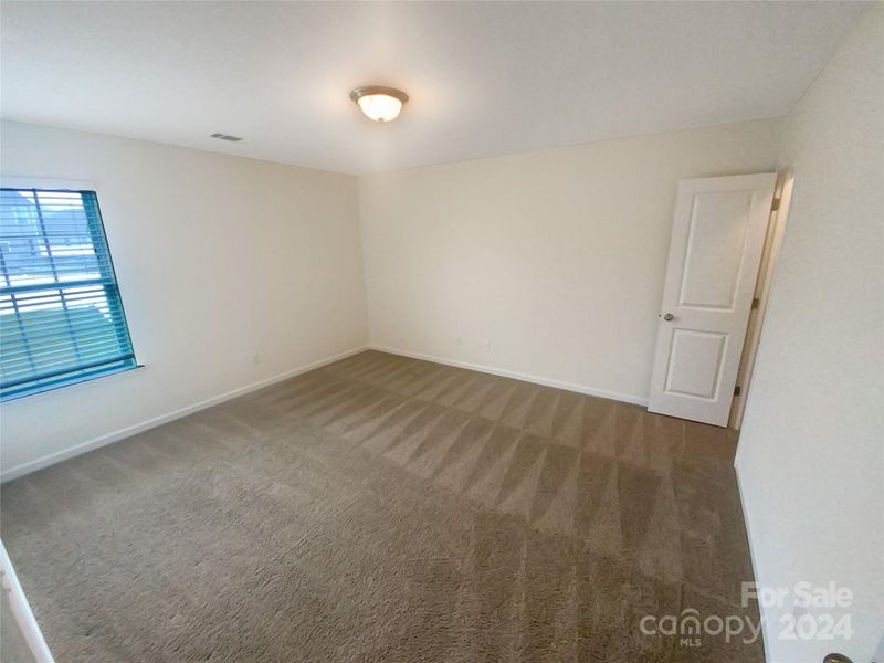 161 Cromwell Dr, Mooresville, NC 28115