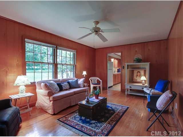 7216 Brynhurst Dr, Charlotte, NC 28210