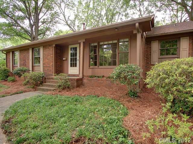 7216 Brynhurst Dr, Charlotte, NC 28210