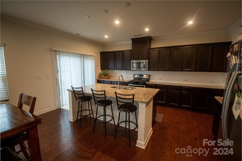 4359 Collingham Dr, Charlotte, NC 28273