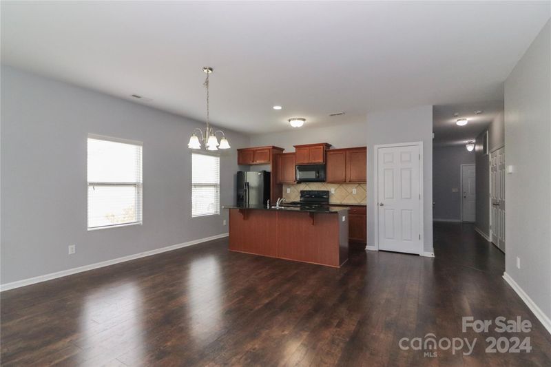 200 Altondale Dr, Statesville, NC 28625
