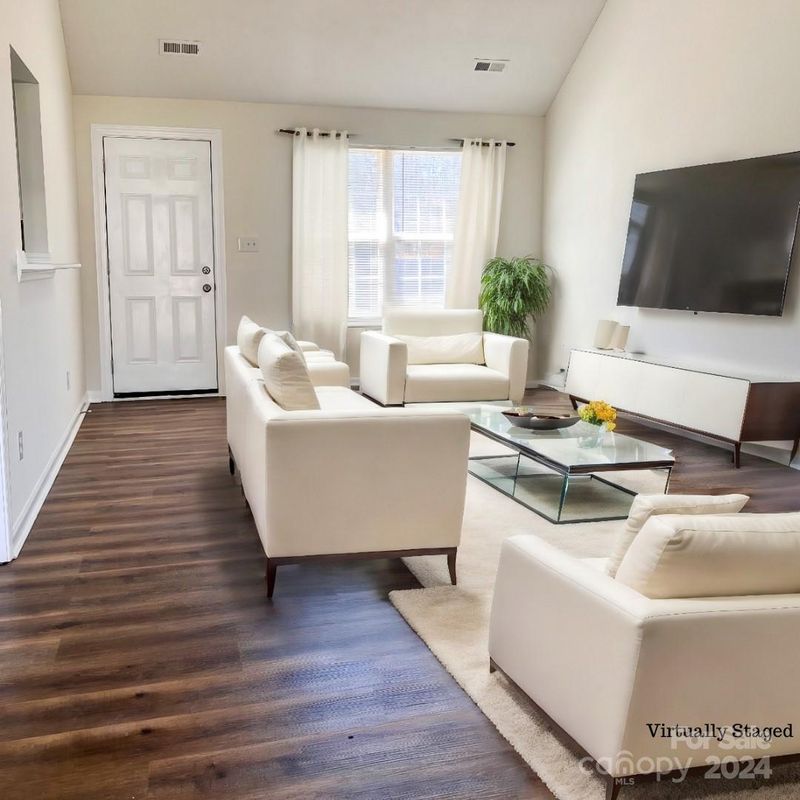 1207 Helms Rd, Charlotte, NC 28214
