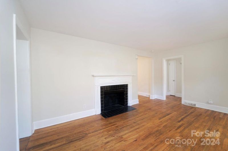 3145 Maury St, Charlotte, NC 28208