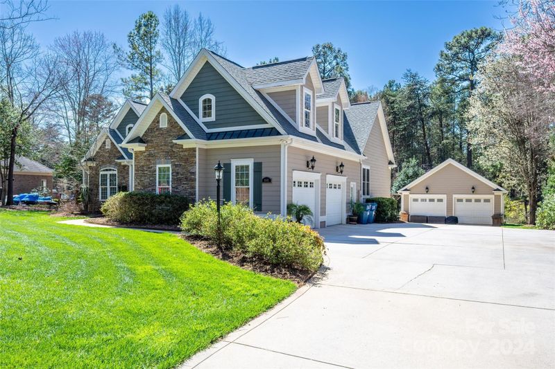 9185 Grayson Green Ln #83, Sherrills Ford, NC 28673