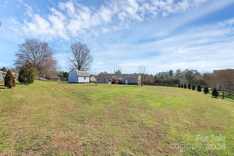 1092 Hall Spencer Rd, Catawba, SC 29704