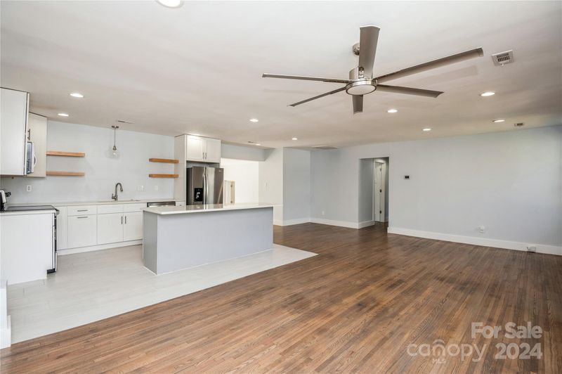 2124 Tyvola Rd, Charlotte, NC 28210