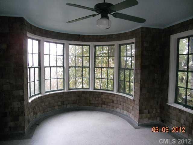 600 Maymont Dr, Cramerton, NC 28032