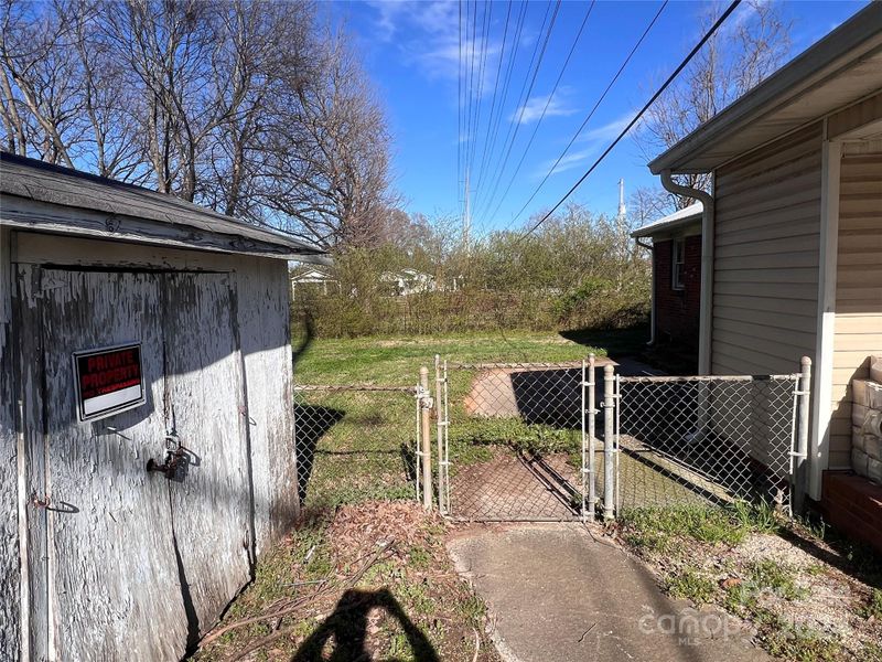 6215 Indian Trail Fairview Rd, Indian Trail, NC 28079